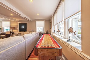 Spielezimmer