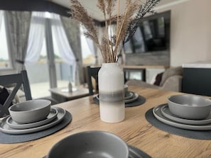 BORDEAUX LODGE 2 DINING TABLE