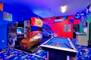 Spielezimmer