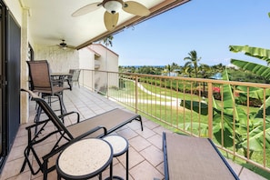 Lounge on the lanai