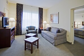 Welcome to our charming suite in Orlando!