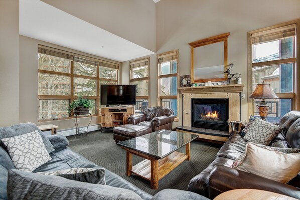 Architecture, Building, Furniture, Indoors, Living Room