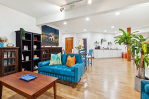 Building, Furniture, Indoors, Living Room, Room