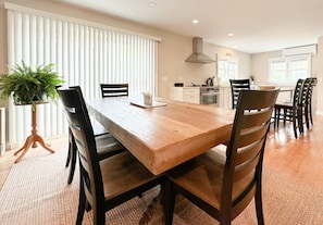 Dinning Table
