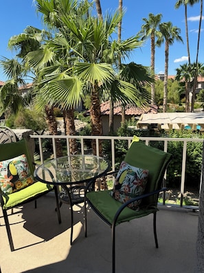 Million dollar view, right there, every day.