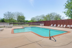 Rio Guadalupe Condos | Community Amenities