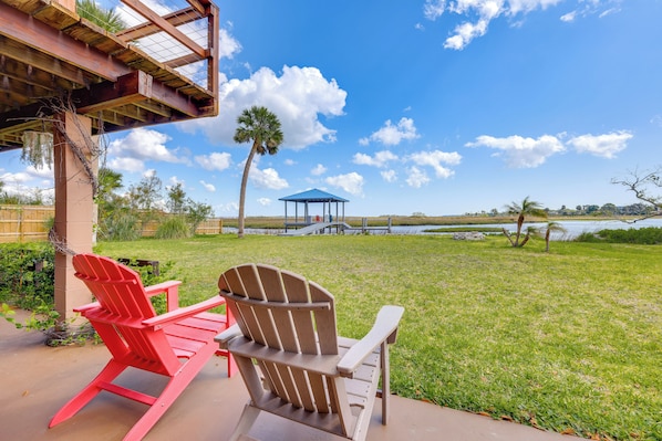 Jacksonville Vacation Rental | 3BR | 2BA | 1,232 Sq Ft | Stairs Required