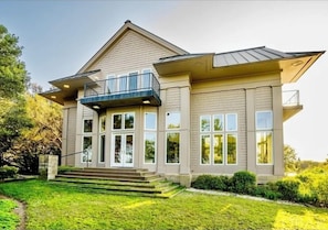 Gorgeous entrance