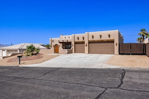 Spacious desert home with plenty of parking and a welcoming Southwest vibe.
