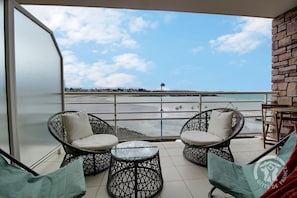 La terrasse avec vue mer à marée basse