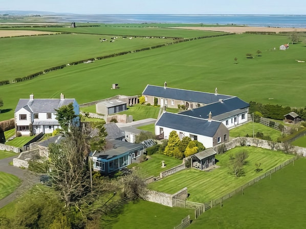 Exterior | The Martin’s - Elwick Farm Holiday Cottages, Belford
