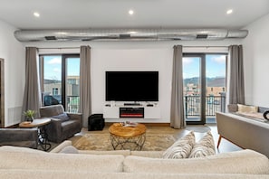 Living Room with a Queen Sleeper Sofa | Main Level