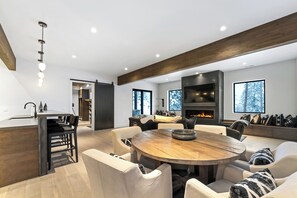 Gather round | Lower Level