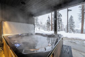 Enjoy a warm soak after the days activities | Lower Level