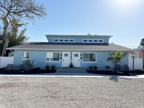 Relaxed Coastal Retreat - Pet & Boat Friendly (2694)