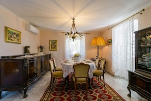 Esszimmer