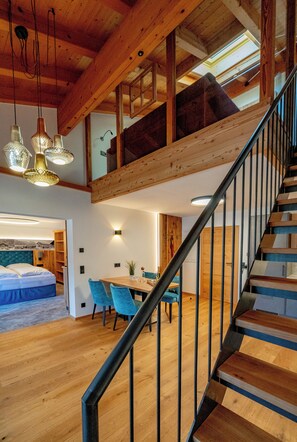 (4) Suite Scheibeberg, 1. OG mit Balkon Dorfblick, 65 qm-Suite Scheibeberg Ansicht 2