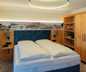 (4) Suite Scheibeberg, 1. OG mit Balkon Dorfblick, 65 qm-Schlafbereich Ansicht 2