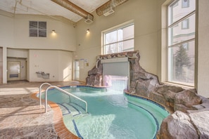 Indoor\Outdoor Community Spa