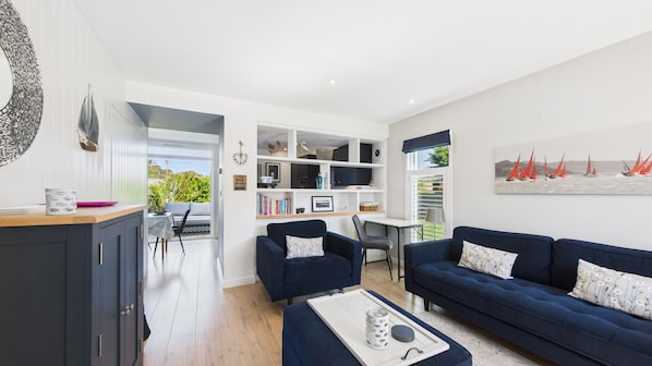 Family holiday cottage near Yarmouth Isle of Wight