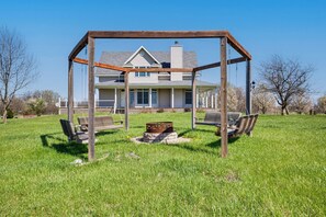 Fire Pit | Gazebo | Gas Grill