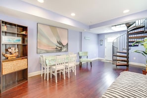 Front Room | 1st Floor