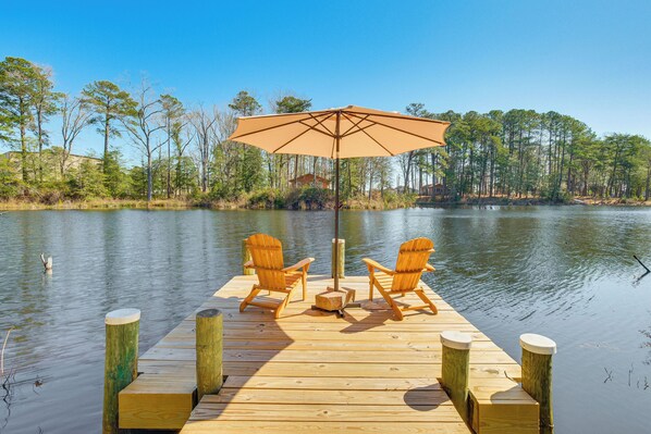 Deltaville Vacation Rental | 3BR | 2.5BA | 2,000 Sq Ft | Steps to Enter