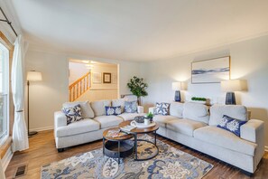 Family Room | Smart TV | 1st Floor