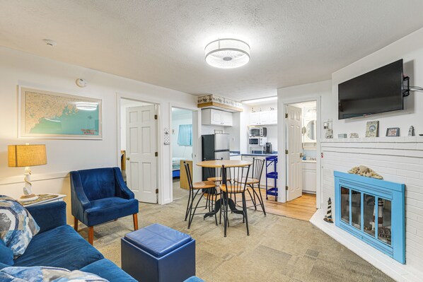 Old Orchard Beach Vacation Rental | 2BR | 1BA | 516 Sq Ft | Step-Free Access