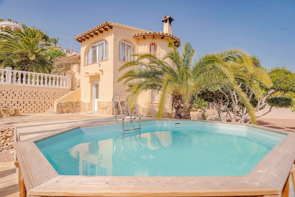 Holiday Home Swimming Pool