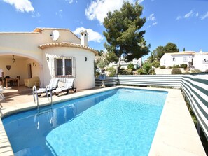 Holiday Home Swimming Pool