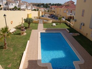 Holiday Home Swimming Pool