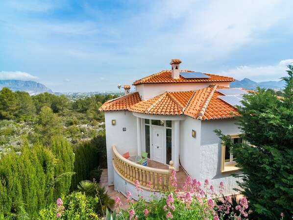 Holiday Home Exterior [summer]
