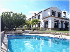 Piscine maison de vacances