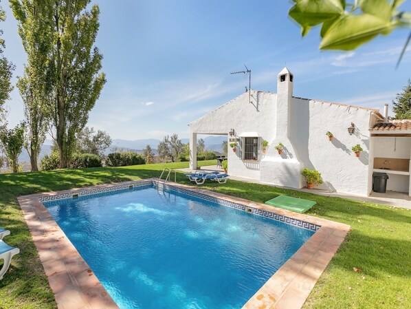 Holiday Home Swimming Pool