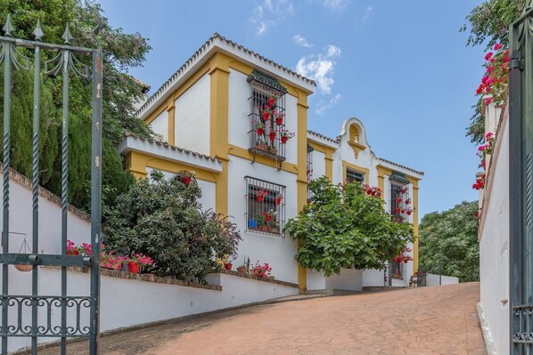 Holiday Home Exterior [summer]