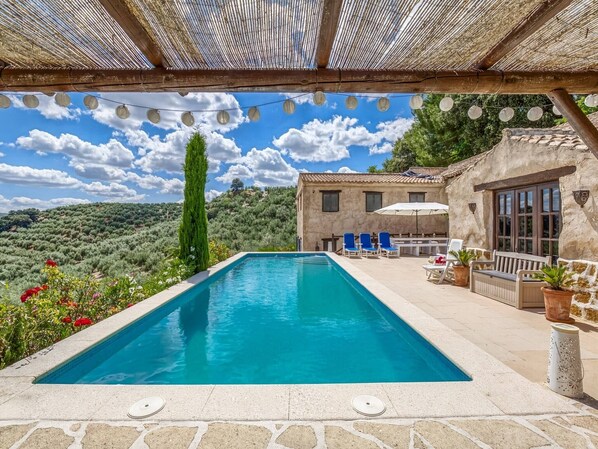 Holiday Home Swimming Pool
