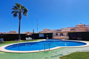 Holiday Home Swimming Pool