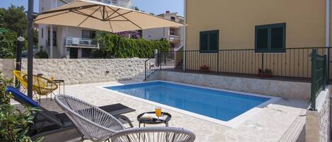Holiday Home Swimming Pool