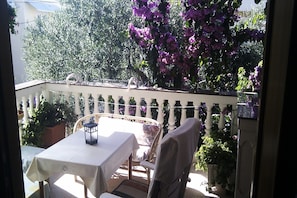 Terrasse / Balkon