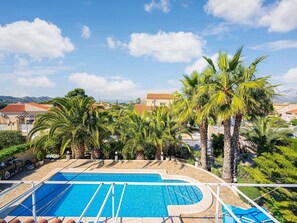 Holiday Home Swimming Pool
