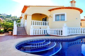 Extérieur maison de vacances [été]
