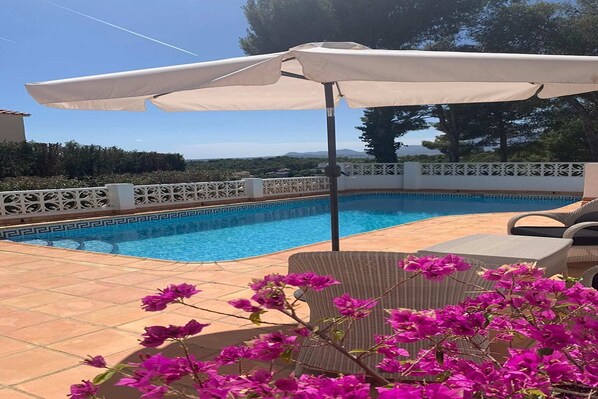Holiday Home Swimming Pool