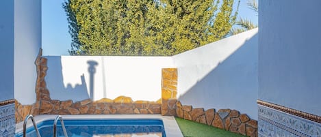 Schwimmbad des Ferienhauses