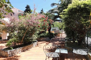 Holiday Park Facilities and Services