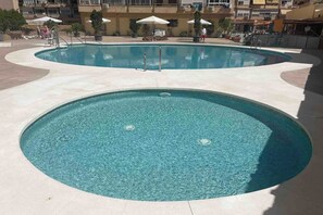 Holiday Home Swimming Pool