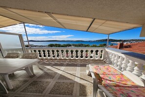 Terrasse / Balkon