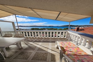Terrasse / Balkon