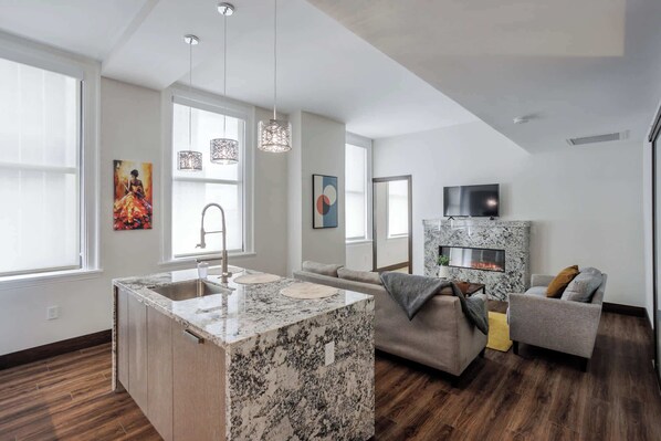 CozySuites Sky Central #5