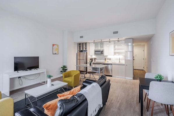 CozySuites Sky Central #7